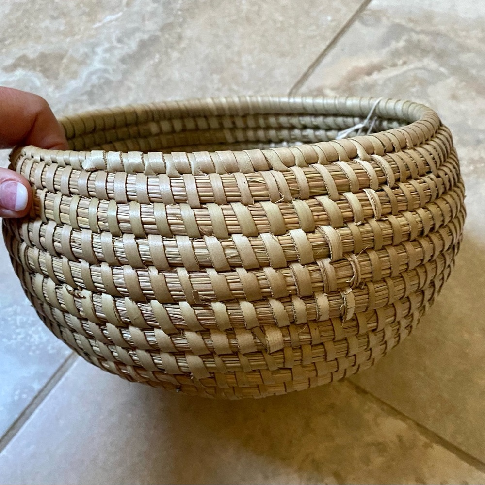 NWT! Handmade Woven Kaisa Basket Bowl - Picture 2 of 9